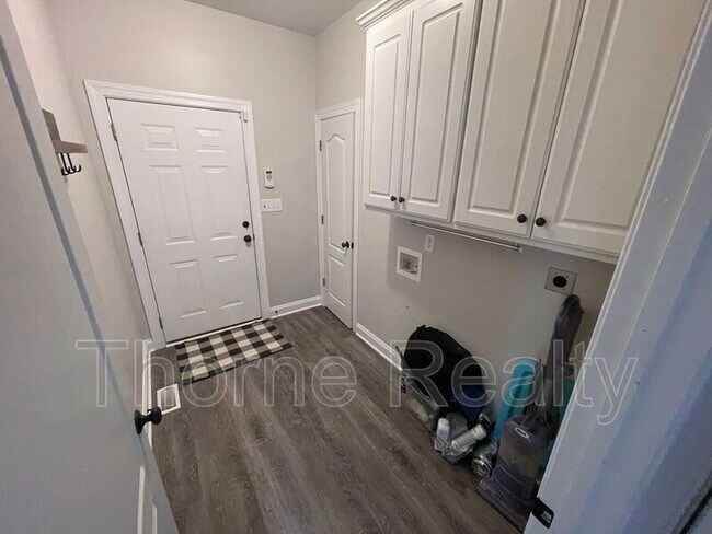 Building Photo - 7111 Landrush Ln
