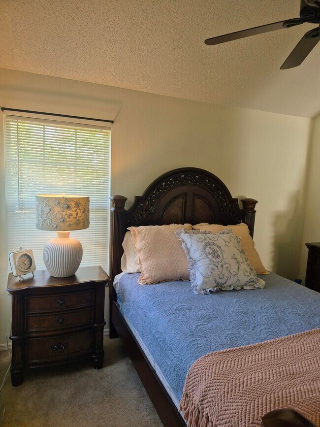 Building Photo - 1975 Westminster Cir