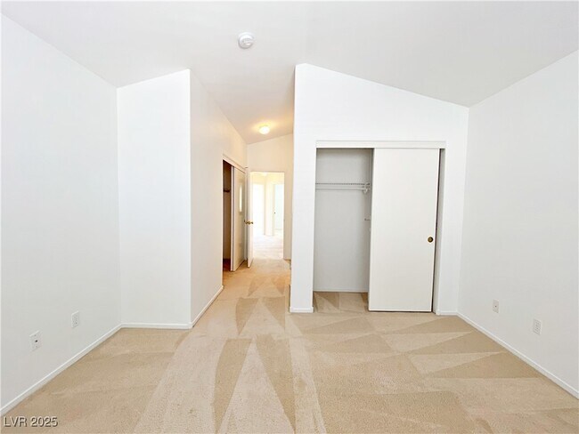 Building Photo - 198 Chadwell Ct