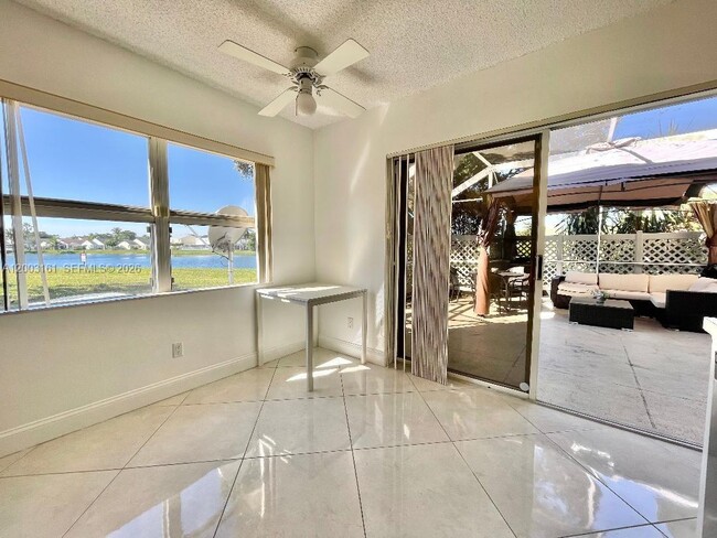 Building Photo - 3901 Medford Ct