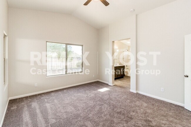 Building Photo - Bright & Modern Living with Open Layout & Backyard Space