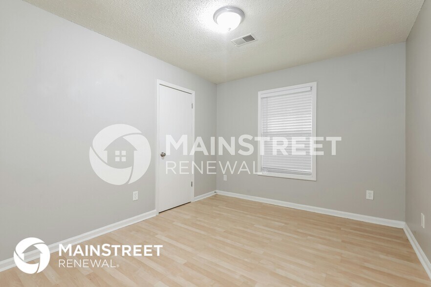 Building Photo - 661 Overlook Ct