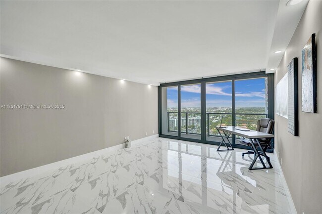 Building Photo - 2301 S Ocean Dr