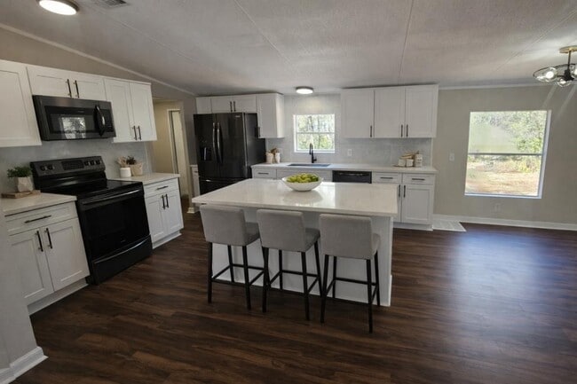 Building Photo - 2620 Indigo Ave