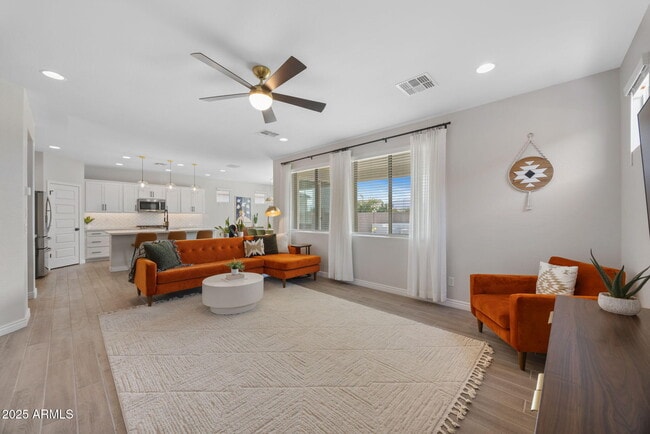 Building Photo - 11716 N 168th Dr