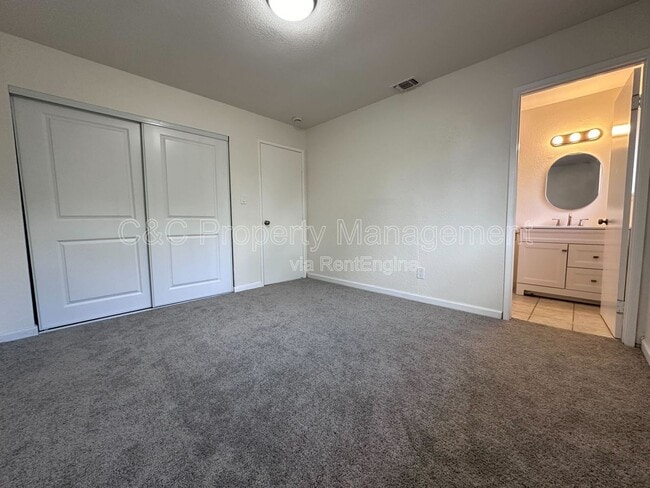 Building Photo - 8709 Sangria Way