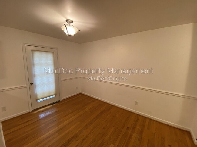Building Photo - 431 Ridgemore St