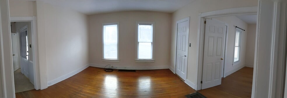 Building Photo - 107 N Elmira St
