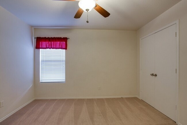 Building Photo - 4541 Martingale View Ln