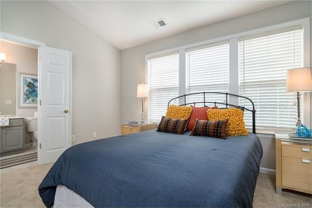 master bedroom - 11143 Waxberry Drive