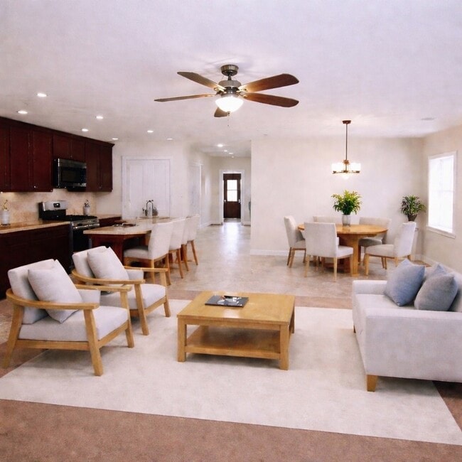 Building Photo - 8626 Willet St