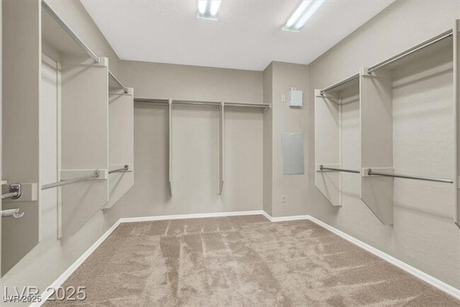 Building Photo - 9225 Dalmahoy Pl