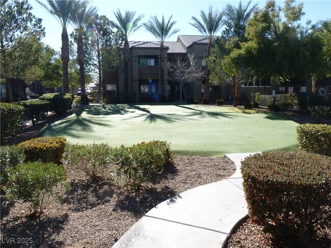 Building Photo - 7255 W Sunset Rd