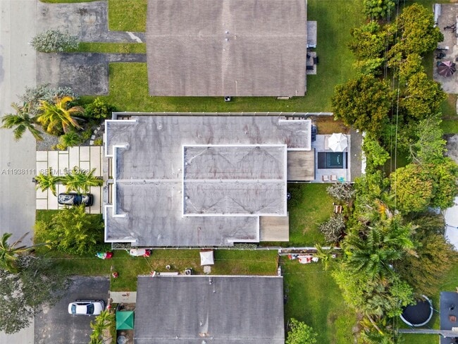 Building Photo - 821 SW 14th St