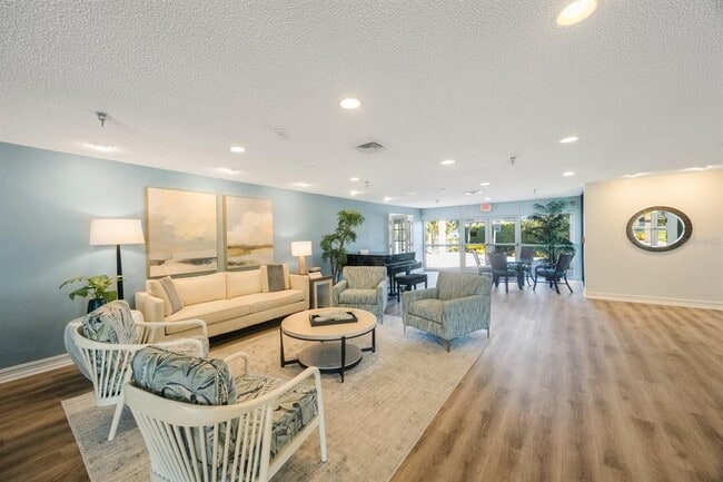 Building Photo - 7897 Sailboat Key Blvd S