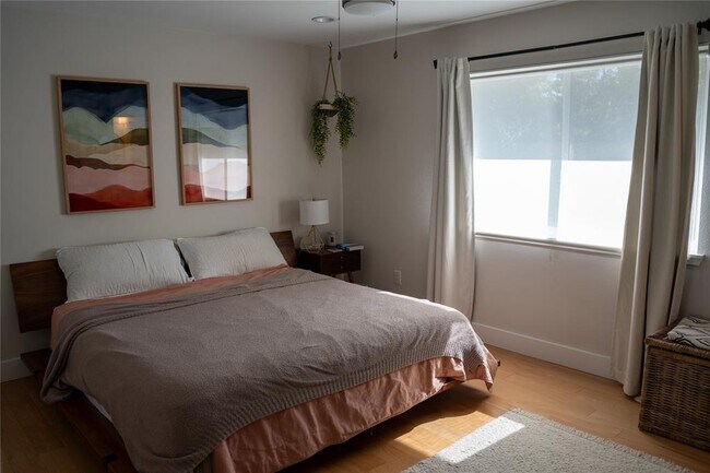 Building Photo - 2509 Cockburn Dr