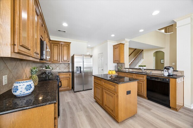 Building Photo - 2614 Cezanne Cir