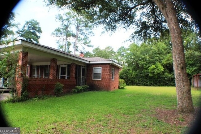 Building Photo - 106 Oakhurst St