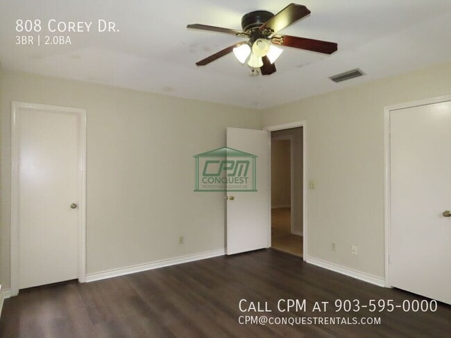 Building Photo - 808 Corey Dr
