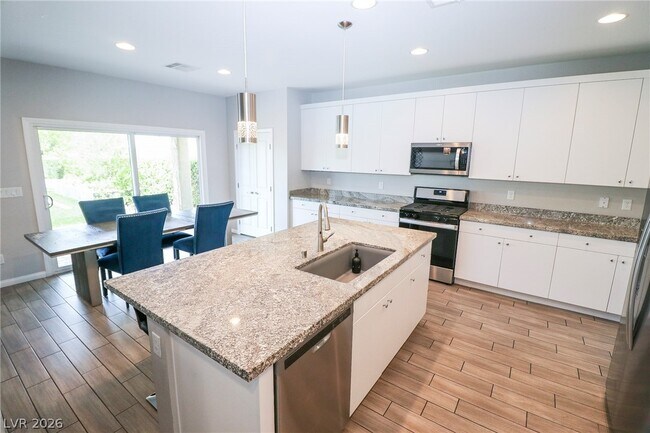 Building Photo - 3032 Cipro Ave