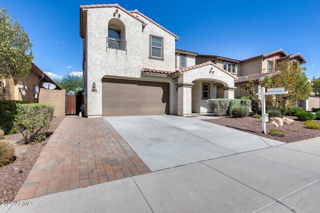 Building Photo - 9944 W Louise Dr