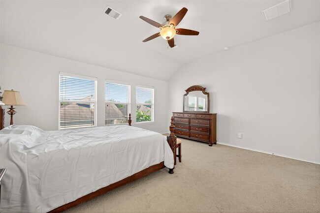 Building Photo - 21583 Rose Mill Dr