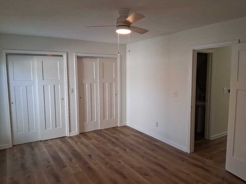 Building Photo - 1403 N Glendale St