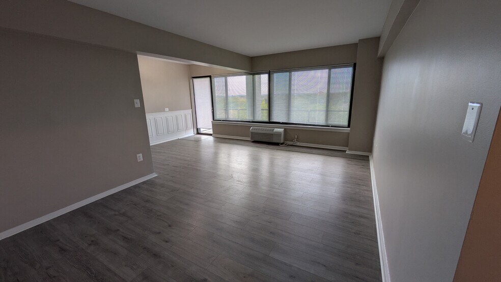 Building Photo - 3601 Wisconsin Ave NW