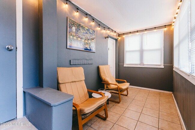 Building Photo - 13 Decatur Ave