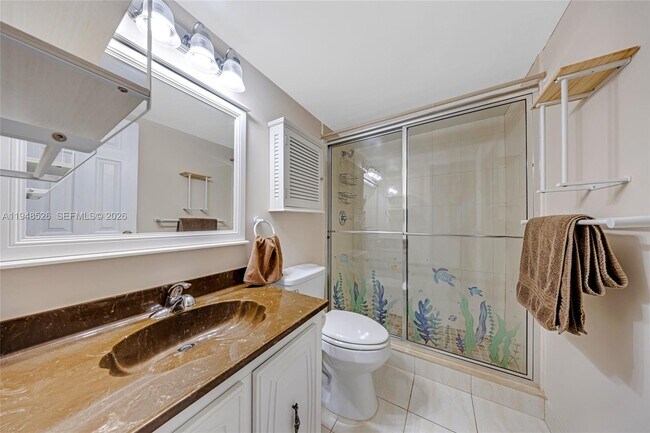 Building Photo - 2017 S Ocean Dr