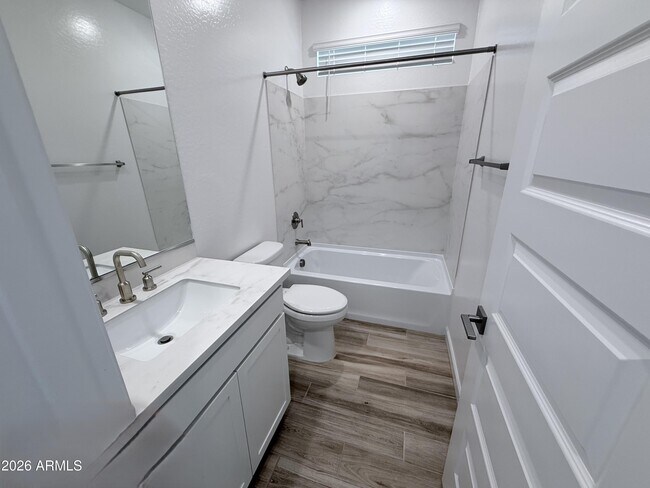 Building Photo - 7022 W Pinnacle Vista Dr