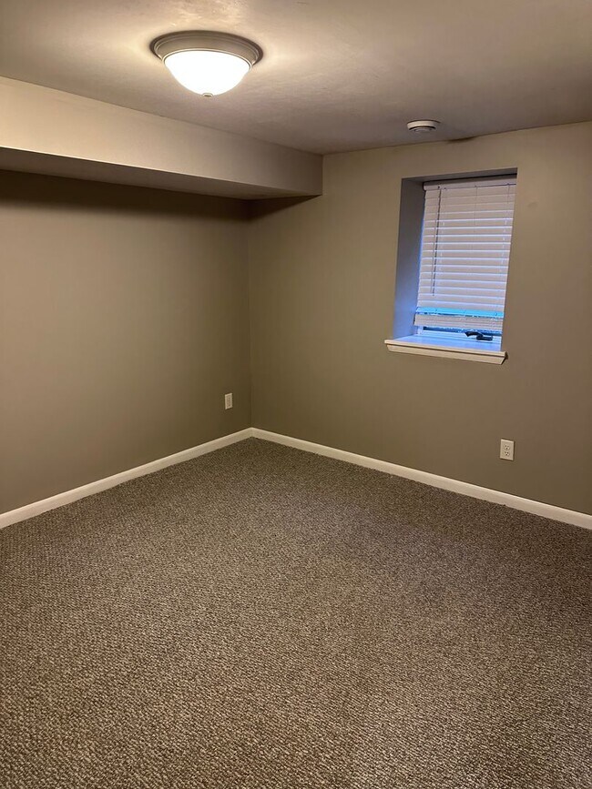 Building Photo - 6024-6026 W 35th Street