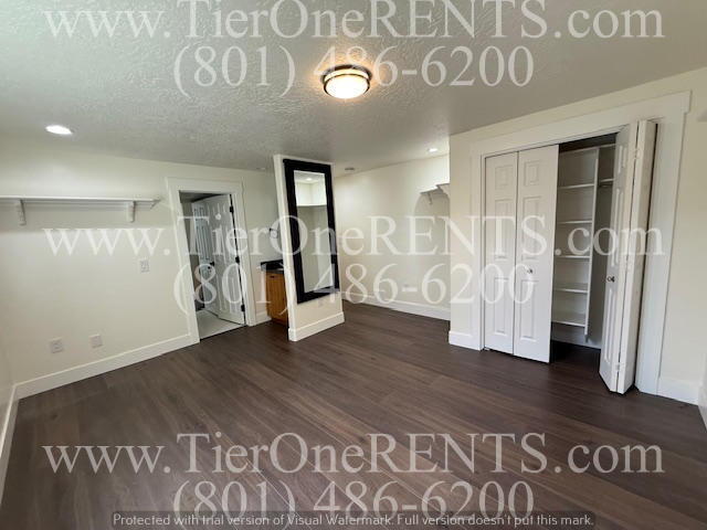 Building Photo - This property offers a NO DEPOSIT option a...