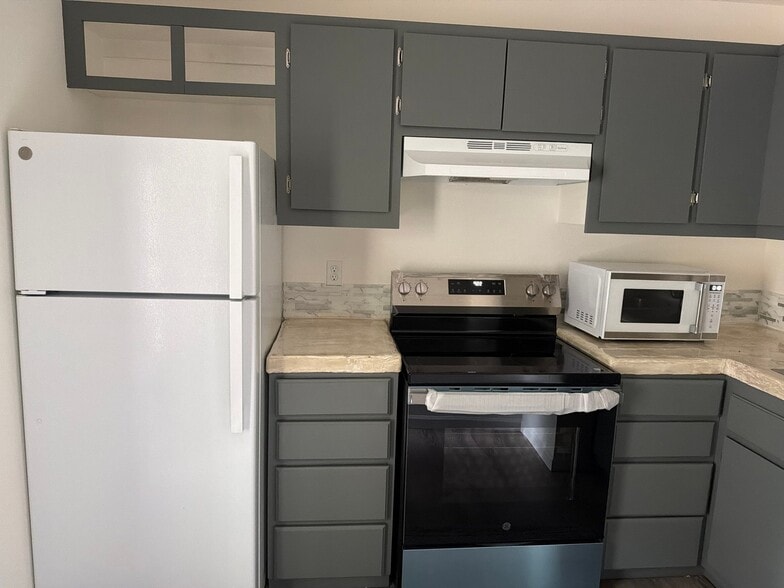 Building Photo - 113 Loretta Ct