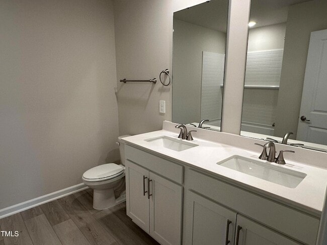 Building Photo - 1201 Winding Spg Dr