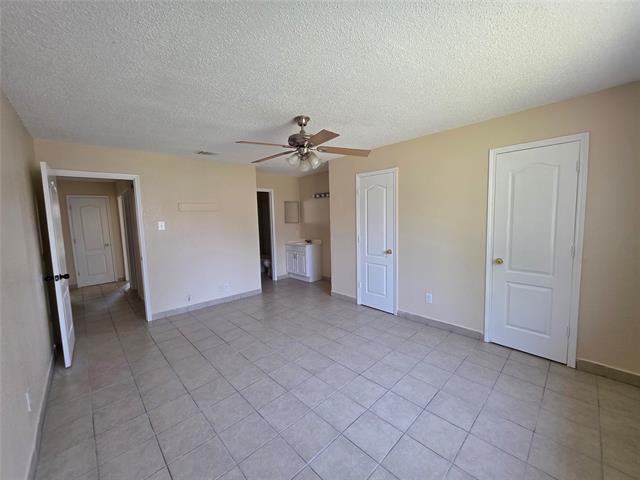 Building Photo - 6408 Elmview Dr