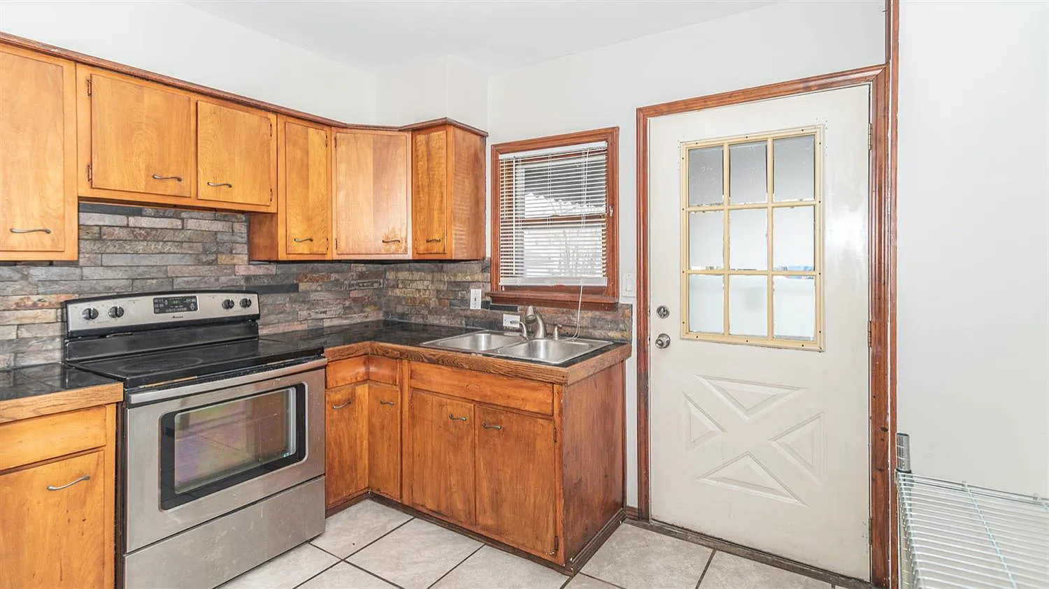 Kitchen - 307 N Adams St