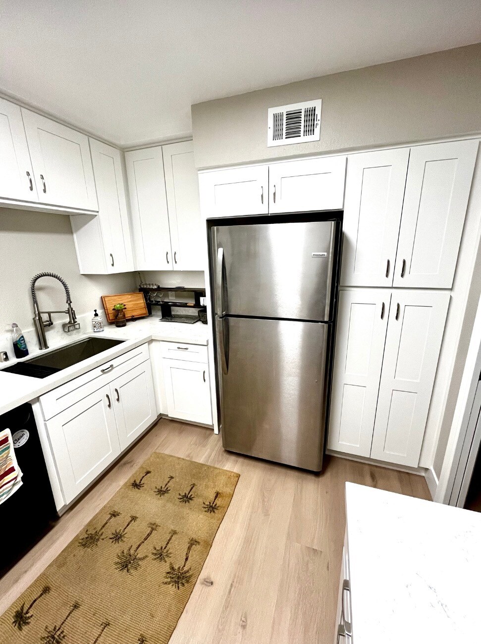 Kitchen, fridge - 6824 Hyde Park Dr