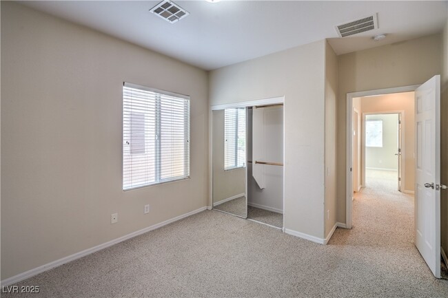 Building Photo - 2464 Sturrock Dr