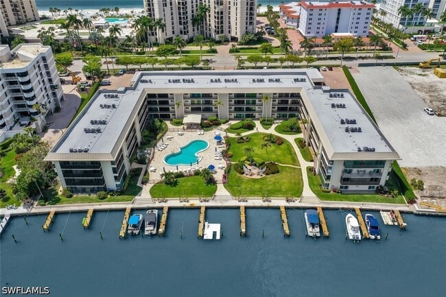 Building Photo - 3200 Gulf Shore Blvd N