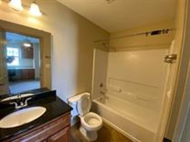 Building Photo - 1621 Muscovy Wy