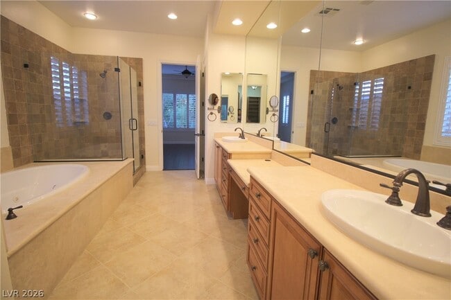 Building Photo - 2812 Sisteron Ct