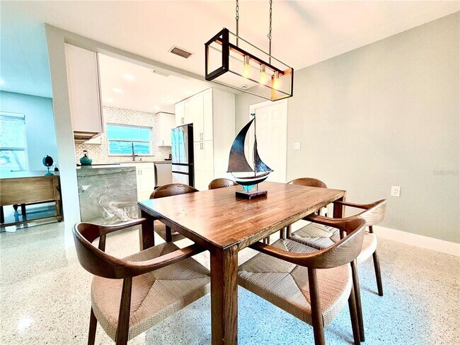 Building Photo - 10133 4th St E