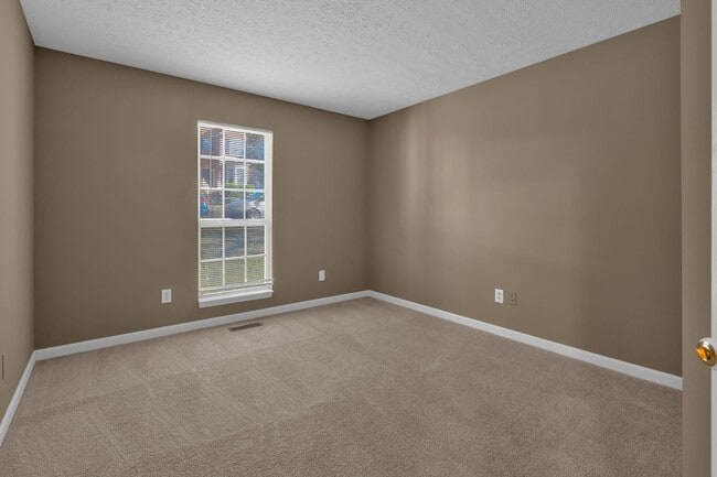 Building Photo - 1409 Aaronwood Dr