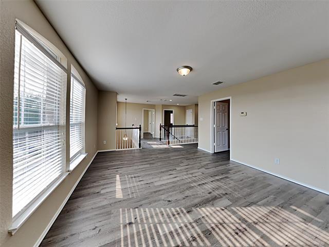 Building Photo - 1019 Mule Deer Rd
