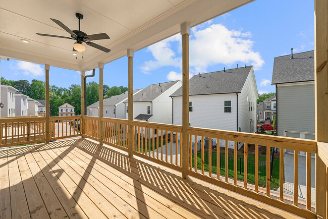 Building Photo - 114 Stonehouse Dr
