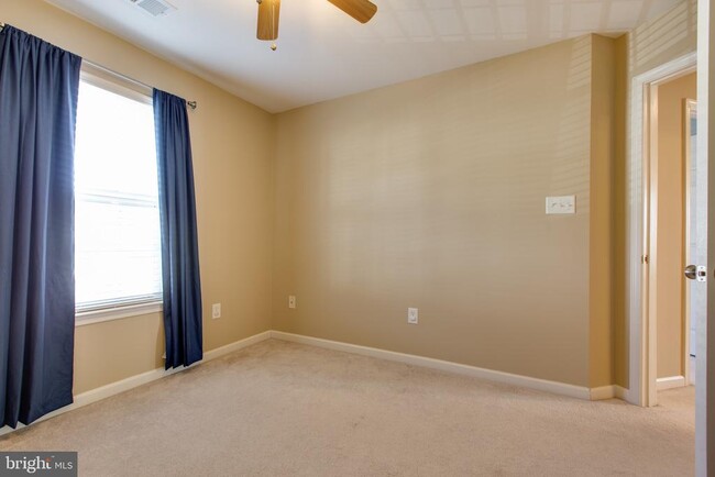 Building Photo - 7543 Maidenhead Dr