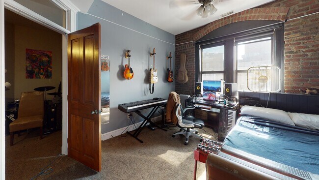 Building Photo - 1109 Boylston St