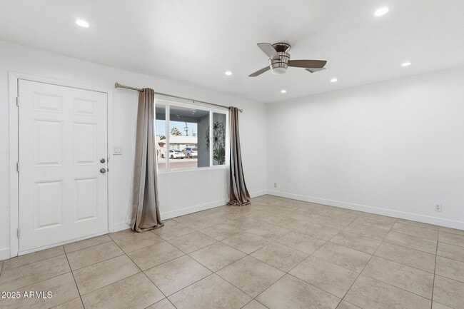 Building Photo - 7921 E Willetta St