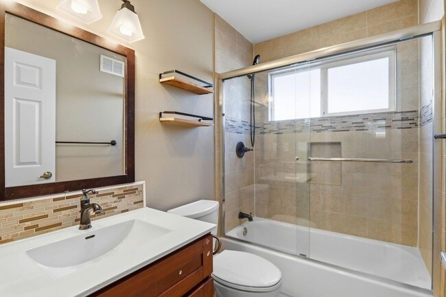 Building Photo - Beautifully Updated 5BD Home in Campbell with Remodeled Kitchen